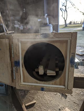 a single 1x2 and some lath inside the steaming box
