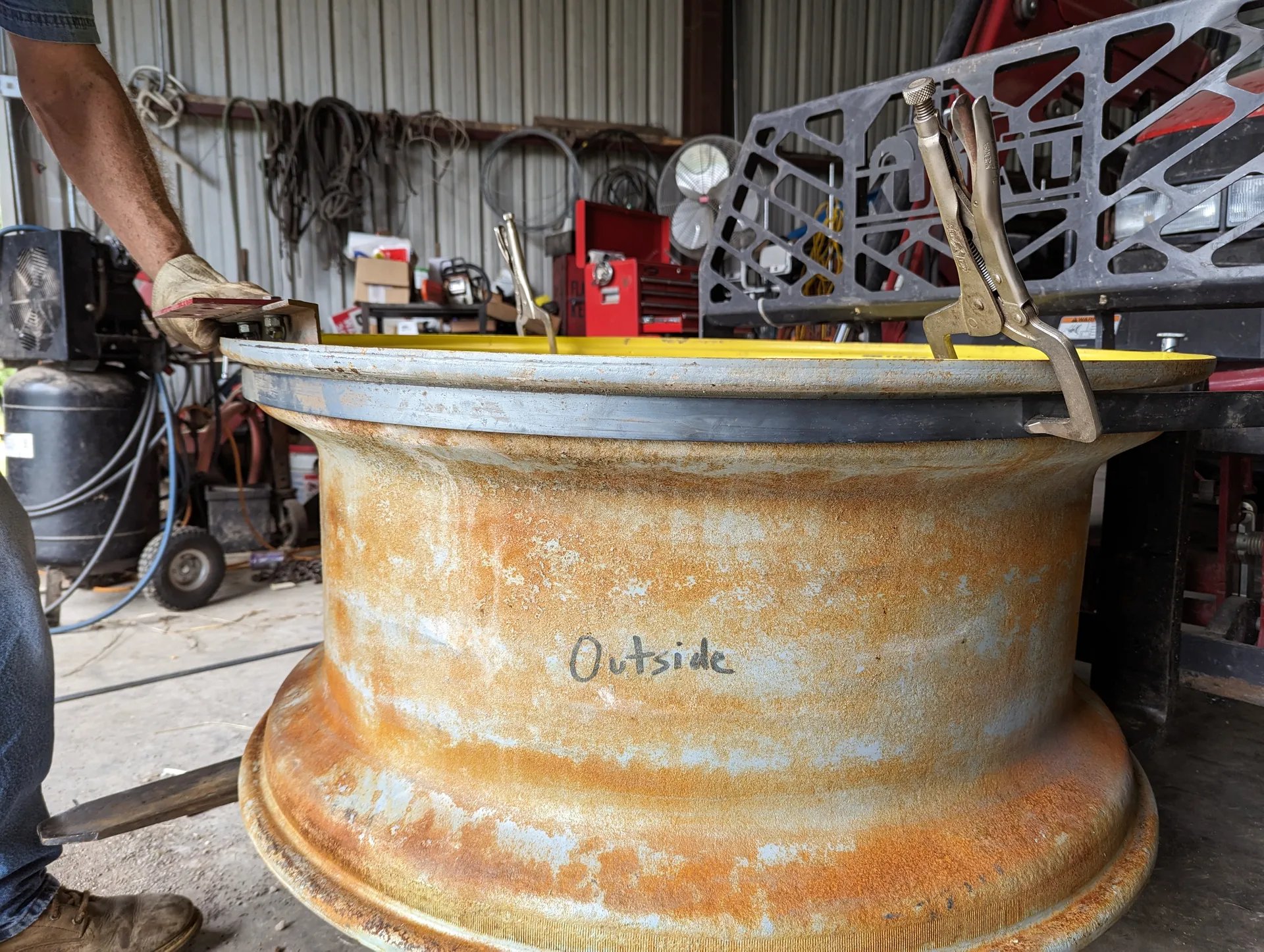 Steel strip around a large wheel